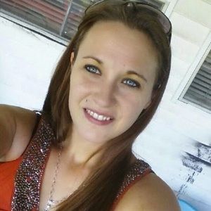 Meet your Posher, Holly